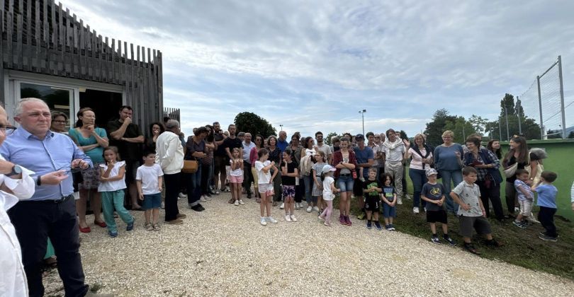 habitants présents petits et grands